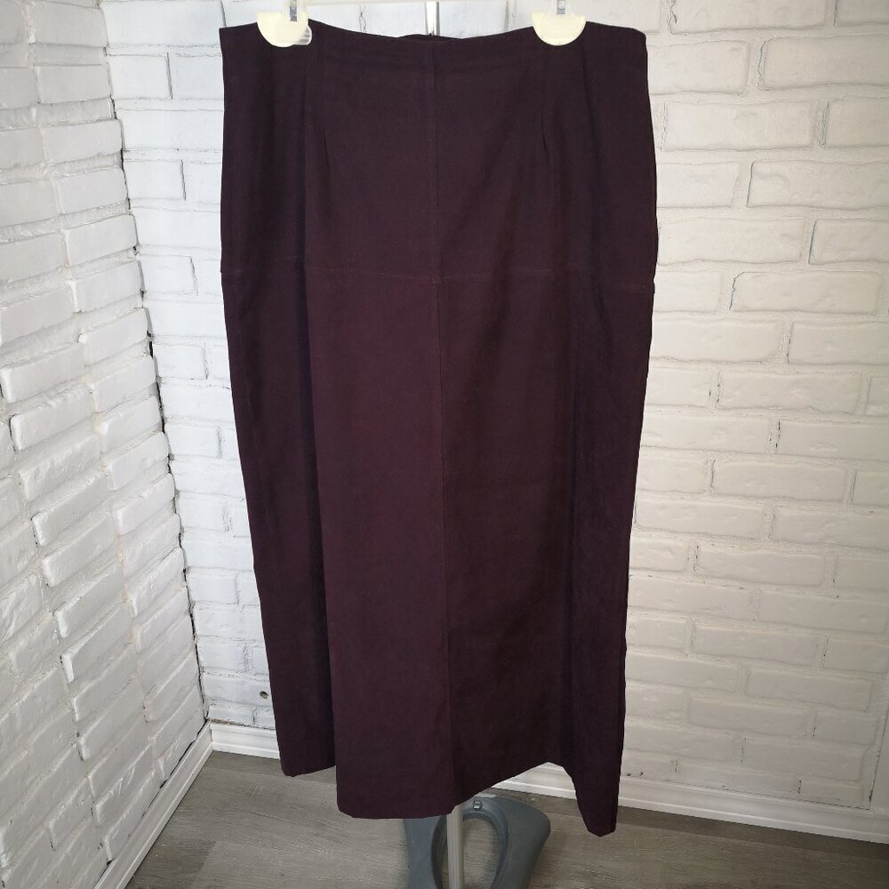 Fairweather Ladies Size 12 Burgundy Made in Canada Maxi Skirt - Picture 2 of 9